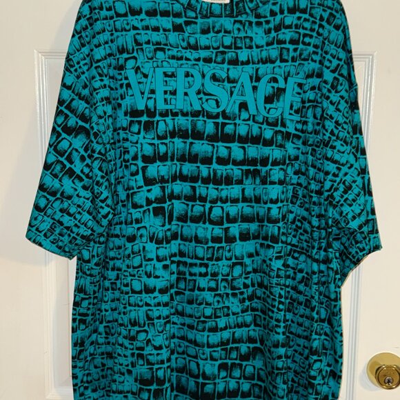 AUTHENTIC MENS VERSACE CROCODILE T-SHIRT MEDIUM OVERSIZED FIT - Picture 1 of 10